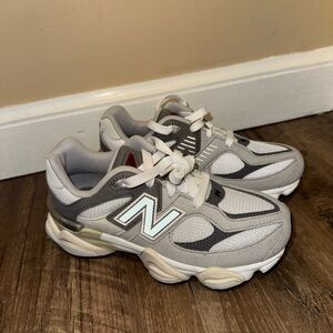 New Balance Kids' Gray and Cream Sneakers